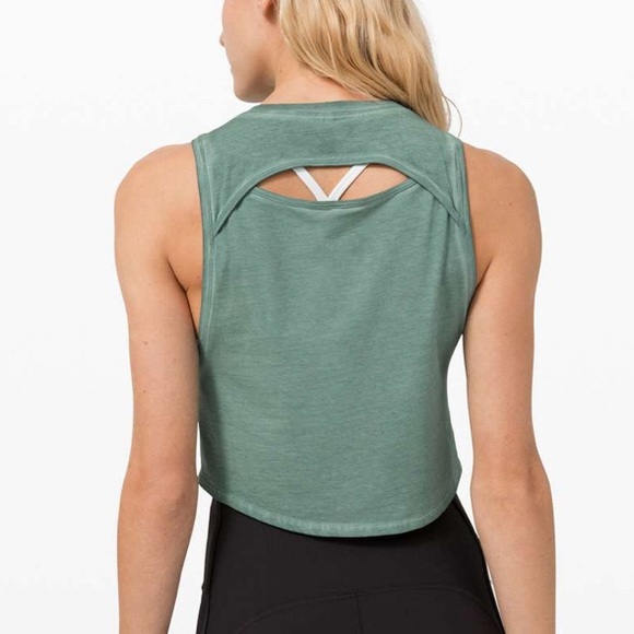 Lululemon Cut Back Crop Tank Small 6 - Picture 2 of 8